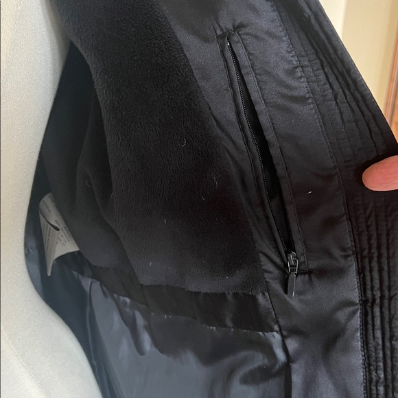 Women's Black Puffer Coat NWOT - Picture 9 of 12